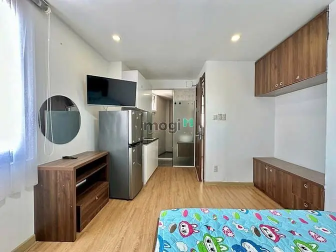 Phòng Cho Thuê Gần Đh Kinh Tế - Viện Isb Thang Máy Tận Phòng Gần Chợ