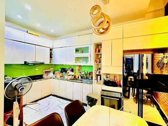 Bán Nhà Ngõ 16 Hoàng Cầu, Ngõ Ô Tô, Gara, Ngõ Thông, Dt50M Giá 16,9 Tỷ