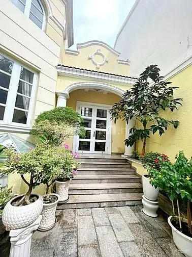 Biệt Thự 16E Phùng Khắc Khoan Q.1 – Hầm Trệt 2 Lầu, Hồ Bơi – 125Tr/Thá