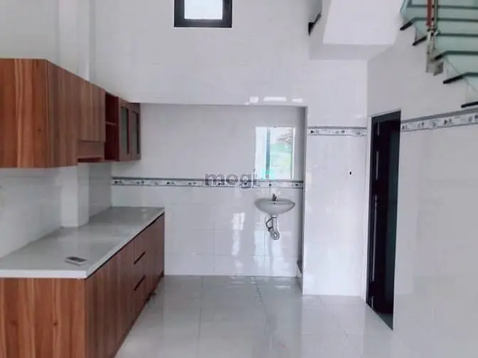 Nhà Bán Kế Lotte Mart Quận 7, Hơn 30M2, Nhỉnh 3 Tỷ
