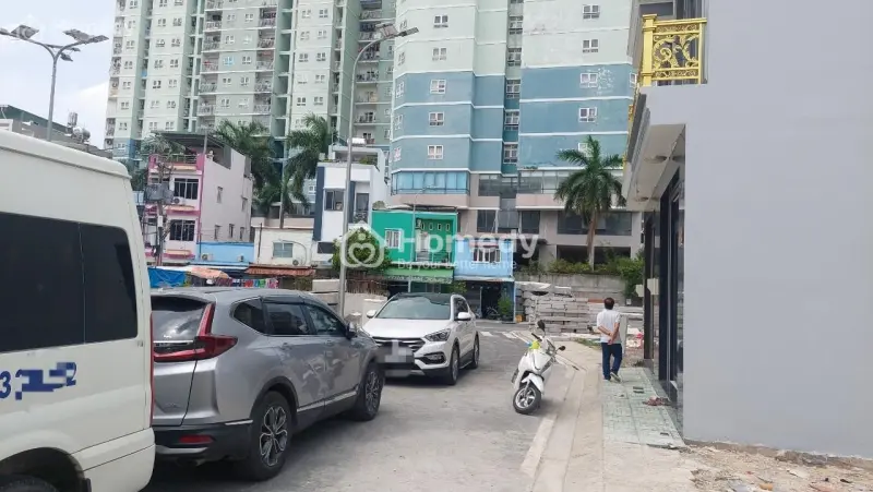 Chú Tôi Gửi Bán Gấp Nhà Mới Xây 3 Lầu Đường 8M Đối Diện Công Viên, Q,Tân Phú Cách Đường Tô Hiệu 50M