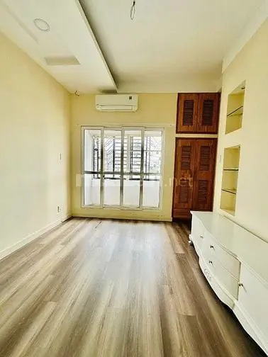 Cho Thuê Nhà Mặt Tiền Khu Bàu Cát – Vị Trí Đẹp, Giá Tốt