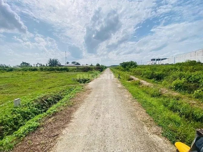 6M Mặt Tiền Bê Tông. Ngay Kcn Phước Đông 3200Ha. 700Tr