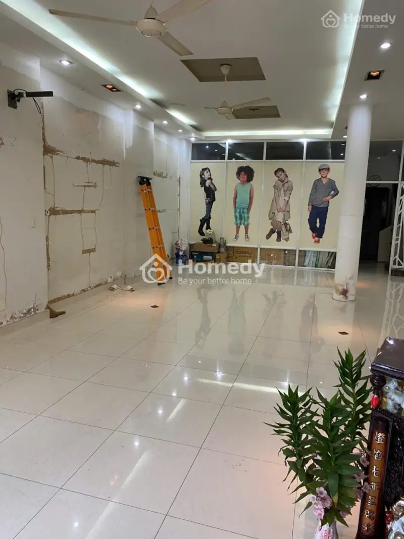 Cần Cho Thuê Tầng Trệt Nhà Mặt Tiền 63 Đường Hòa Hưng,Phường 12,Quận 10