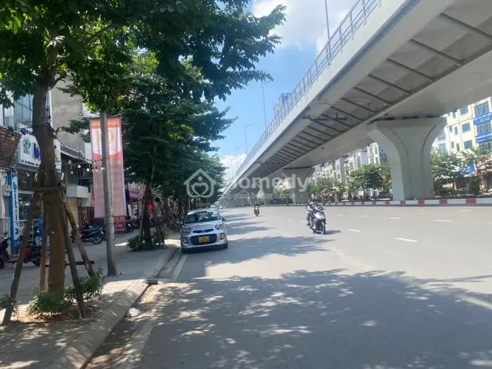 Bán Nhà Cấp 4 Mặt Phố Hoàng Cầu Quận Đống Đa Xây Toà Nhà Văn Phòng Dt 400M Giá Chào 233 Tỷ