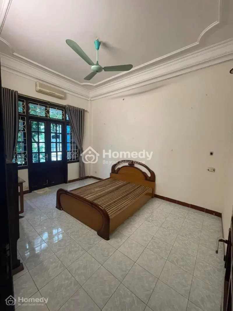 Siêu Đẹp- Nhà Phân Lô, Ô Tô Tránh -Trần Quốc Hoàn 80M2 , Vỉa Hè, Mặt Tiền Thênh Thang