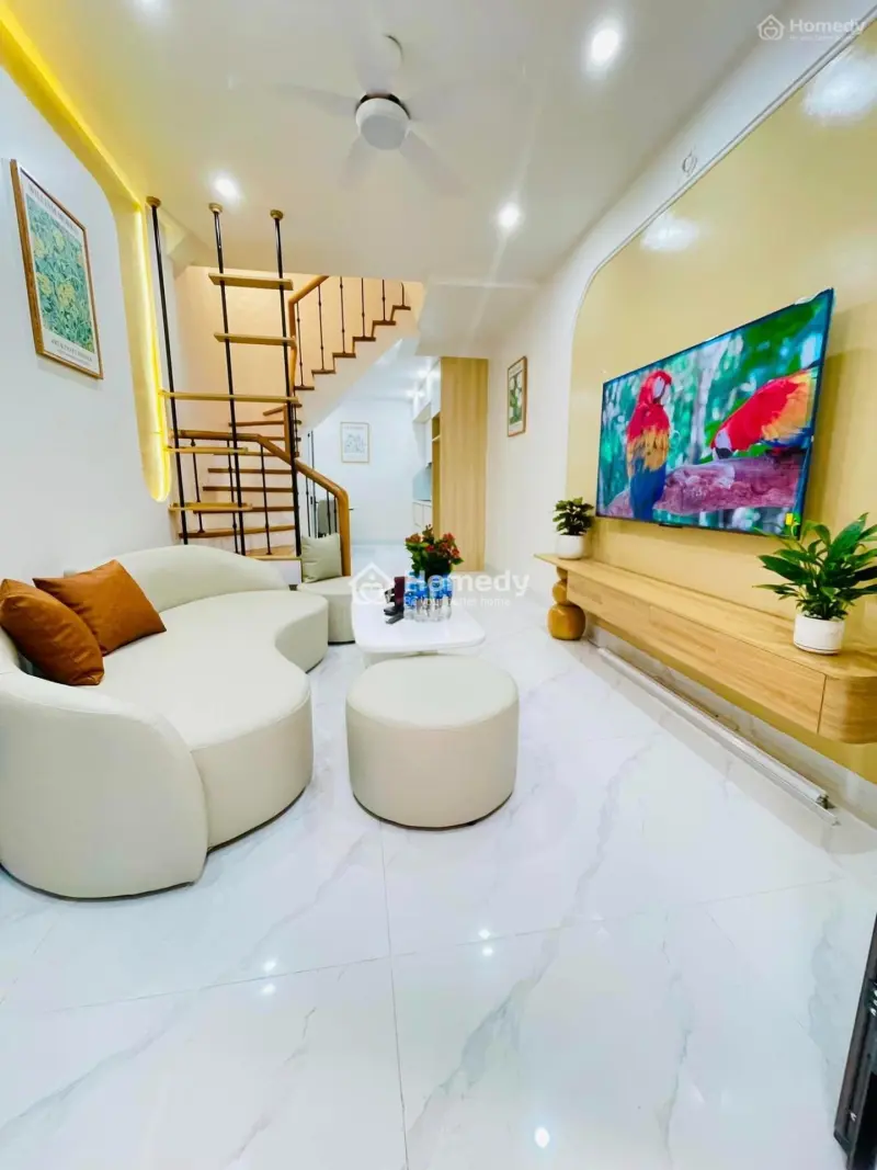Gia Chủ Có Việc Gấp - Cần Bán Nhà Phố Khương Đình - Thanh Xuân, Đủ Nội Thất 4 Tầng, Giá 6.45 Tỷ,