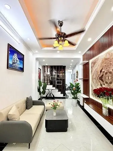 Hơn 10 Tỷ Nhà Mới Minh Khai 51M2 Ngõ Ô Tô Thang Máy
