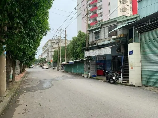 Cho Thuê Kho Xưởng Đường Xe Công Vô Tận Cửa