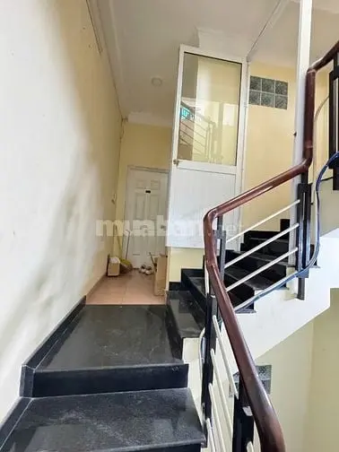 Mt 65 Nguyễn Bỉnh Khiêm, Đakao, Quận 1, Dt: 3,1Mx14M, 5 Tầng