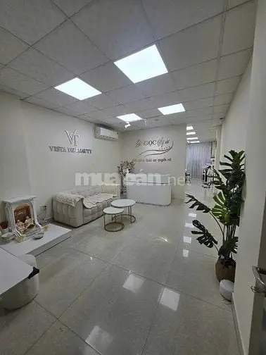 Cho Thuê Mặt Bằng Trên Lầu Mặt Tiền Trần Quang Khải, Quận 1, 50M2