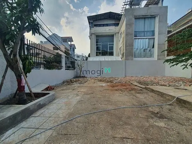 🔥 Nhượng Ngay Giá Tốt Cho Lô Đất Góc 2 Mặt Tiền Đường Xe Tải Cách Lvt