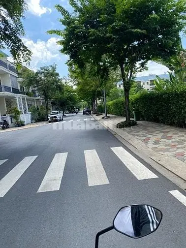 Bán Biệt Thự Nhà Thô Vườn Lài An Phú Đông