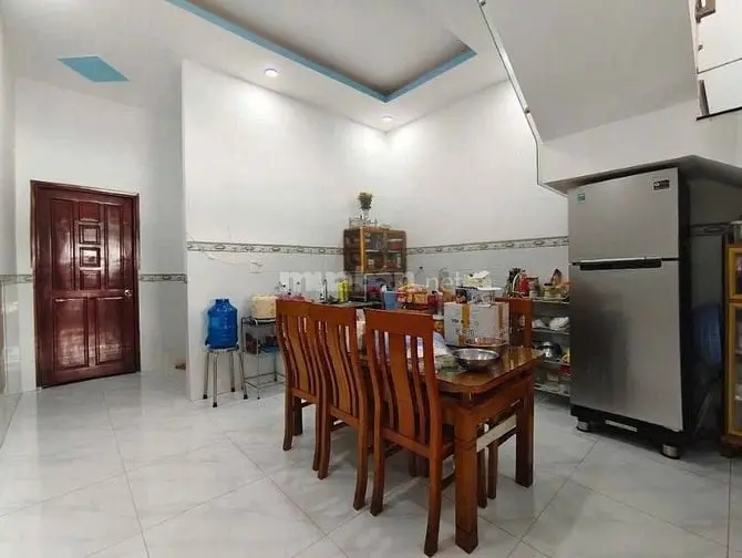 Cần Bán Nhà Cấp 4 Kinh Doanh Buôn Bán Chợ Hưng Long Giá 1Tỷ050Tr