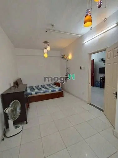 Chung Cư Lê Quang Đinh, Phú Nhuận: 2Pn, Ban Công, 65M2, Giá 7Triệu