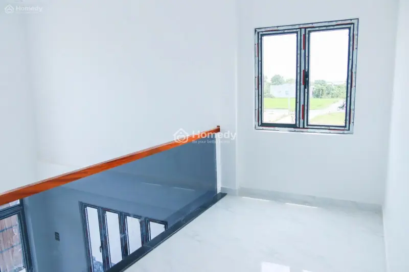 Bán Nhà Mặt Tiền Thị Trấn Cần Đước ,Có Đầy Đủ Tiện Nghi Thoáng Mát, Gần Chợ Và Ubnd