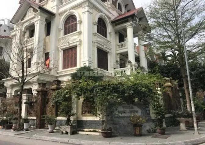 Bán Gấp Bt Khu Vườn Đào Diện Tích 176M, 195M, 230M, 270M, 362M, 560M.