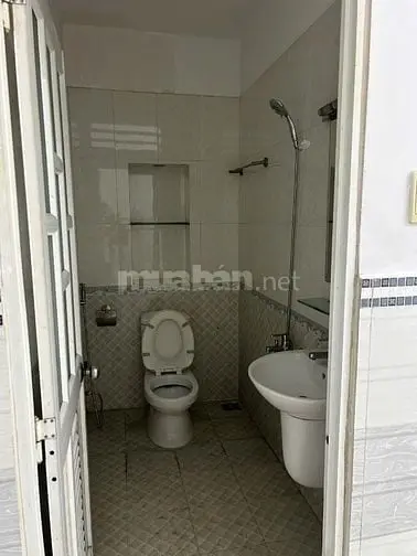 Cho Thuê Nhà Hẻm 5M Khuôn Việt , Tân Phú , 4 X 17 ,4 Tầng , 16 Triệu