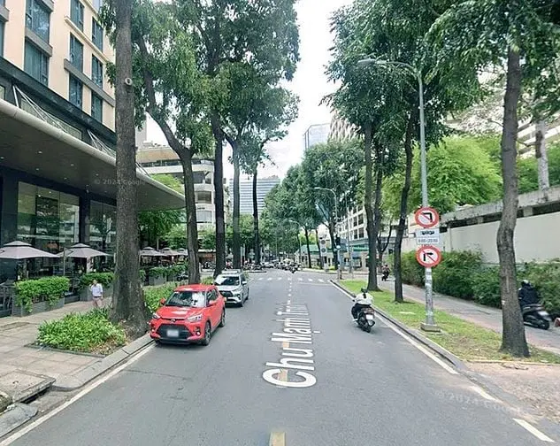 Bán Toà Nhà Tại Quận 1, Mt Chu Mạnh Trinh, 5 Tầng, Vị Trí Đắt Địa