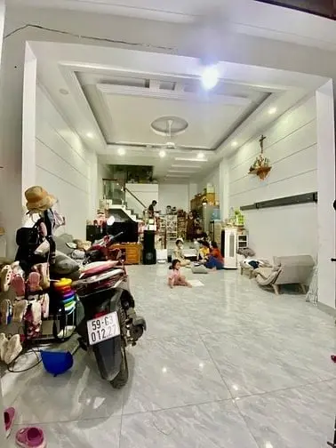 Bán Nhà Trung Mỹ Tây Quận 12 - 5X10 - Trệt 2 Lầu- Hẻm Oto Thông