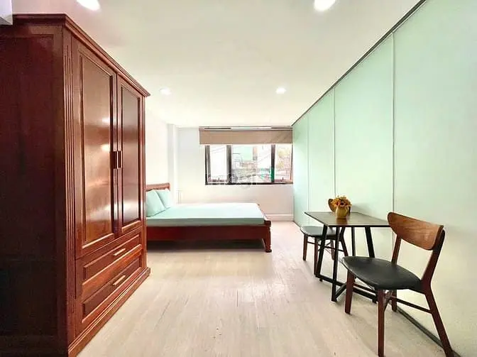Căn Hộ Tách Bếp, Cửa Sổ Thoáng , Phố Ẩm Thực Phan Xích Long Phú Nhuậ