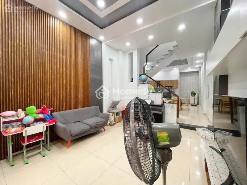Chính Chủ Cần Bán Gấp Nhà Ở Đường Ung Văn Khiêm , Bình Thạnh Hẻm Oto 6M