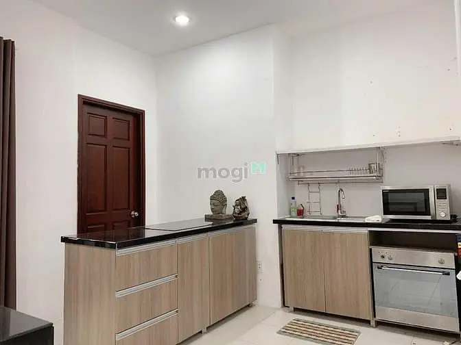 Cho Thuê Căn Penthouse Thảo Điền - Có 2 Phòng Ngủ - Rộng Rãi - Balcony