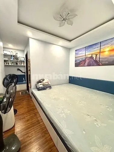 Bán Căn 2N View Hồ Điều Hoà , Full Nội Thất Cao Cấp