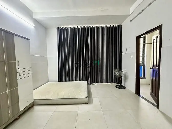 Bán Toà Nhà Chdv Đường Vườn Lài Q.tân Phú - 6,1M X 20M