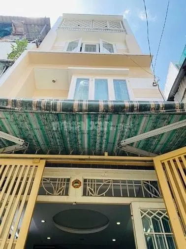 Nhà Bán Trường Sa Sát Mặt Tiền Ngay Phố Ẩm Thực Phan Xích Long - 4 Tần