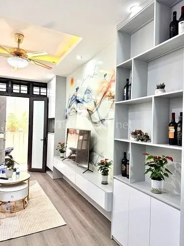 🏡 Nhà Đẹp Lô Góc 2 Mặt Thoáng – Đại Từ, 40M² X 4T, Gần Phố, Giá 7.55
