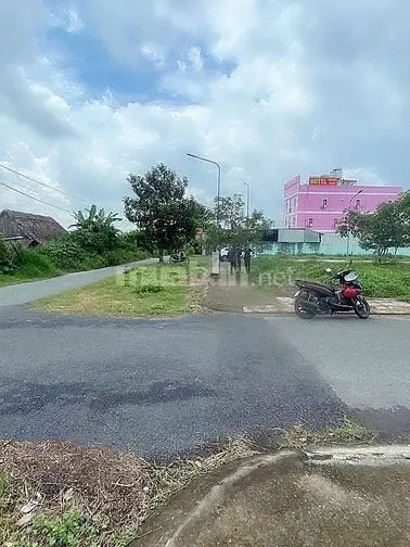 (27) 💥 Ông Anh Gửi Bán Gấp Lô Đất Trả Nợ - Ngay Vị Trí Cực Đẹp Của Xã