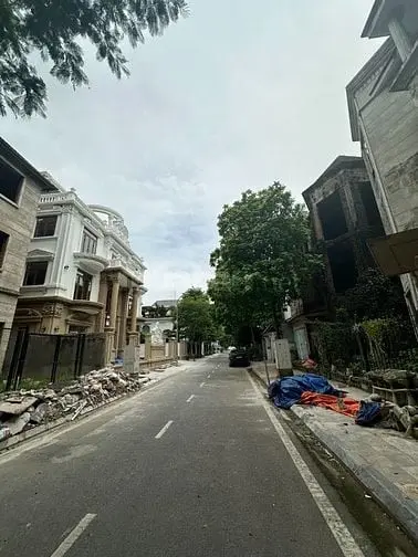 Nhà Em Bán Lại Mảnh Đất Đẹp Ngõ 15 Phú Xá 145M2,Mt8M Giá 200Tr/M2