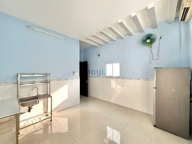 Phòng Trọ 15-20M2 Mặt Tiền Tân Hương, Giờ Giấc Tự Do