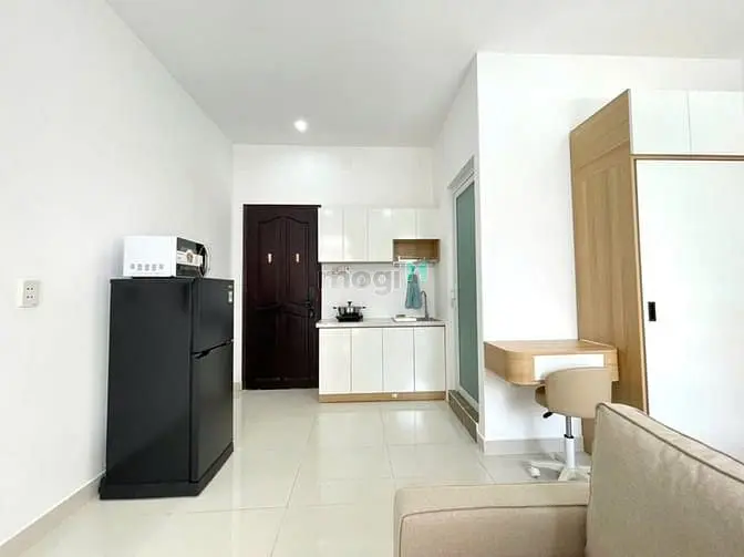 Siêu Phẩm Bancon Tại Phan Đăng Lưu Gần Bv Hoàn Mỹ, Ngã Tư Phú Nhuận