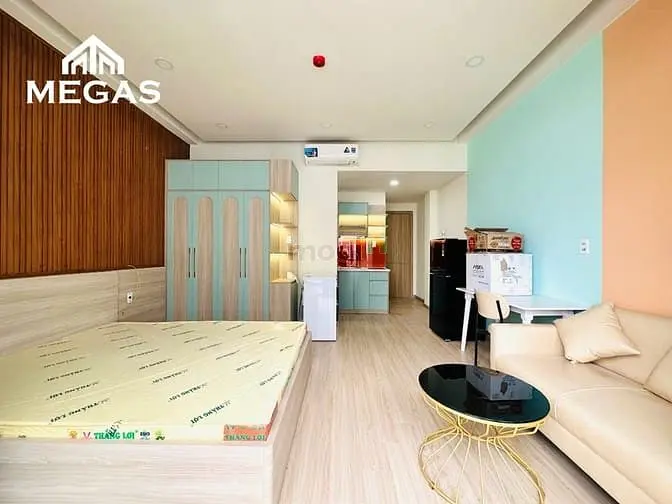 Căn Hộ Cao Cấp - Full Nội Thất - Ngay Sân Gofl Tân Sơn Nhất