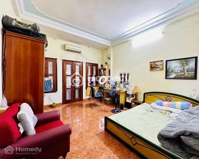 Phân Lô, Ô Tô, Kinh Doanh - 3 Bước Ra Đh Thủ Đô - Phố Dương Quảng Hàm - 52M X 6 Ngủ - 15,5 Tỷ