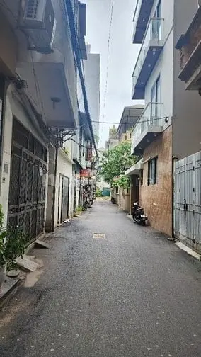 Cho Thuê Nhà Đẹp Vĩnh Phúc, Ba Đình ( Sát Đường Bưởi ) 40M2 X 5 Tầng,