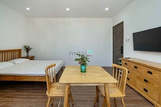Studio Nguyễn Trọng Tuyển Gần Cầu Công Lý _ Bờ Kè Hoàng Sa Quận 3