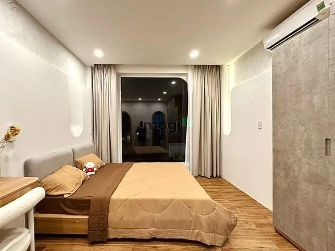 Bán Nhà Hxh Trường Sa - Q.phú Nhuận - 3Pn 4Wc - 7,85 Tỉ