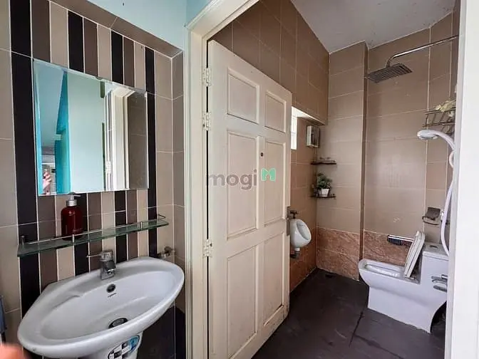 Cho Thuê Nhà Mt Nguyễn Trãi - Q.5 Kinh Doanh Mọi Ngành Nghề