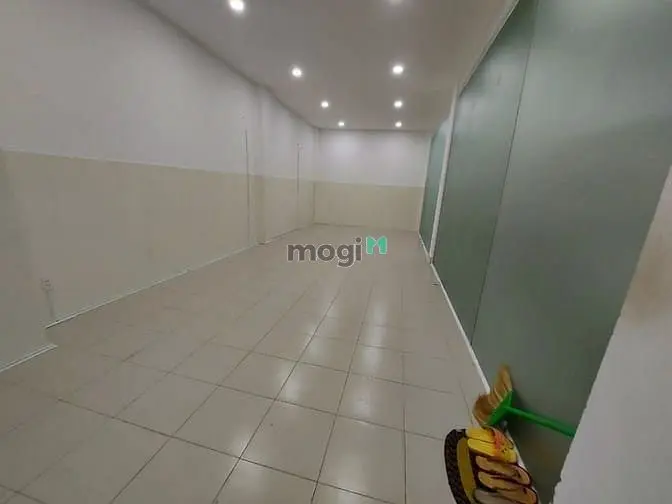 Mặt Bằng Kinh Doanh Đẹp Tại Thảo Điền (6X20M). Giá Thuê Chỉ Từ 30Tr/Th