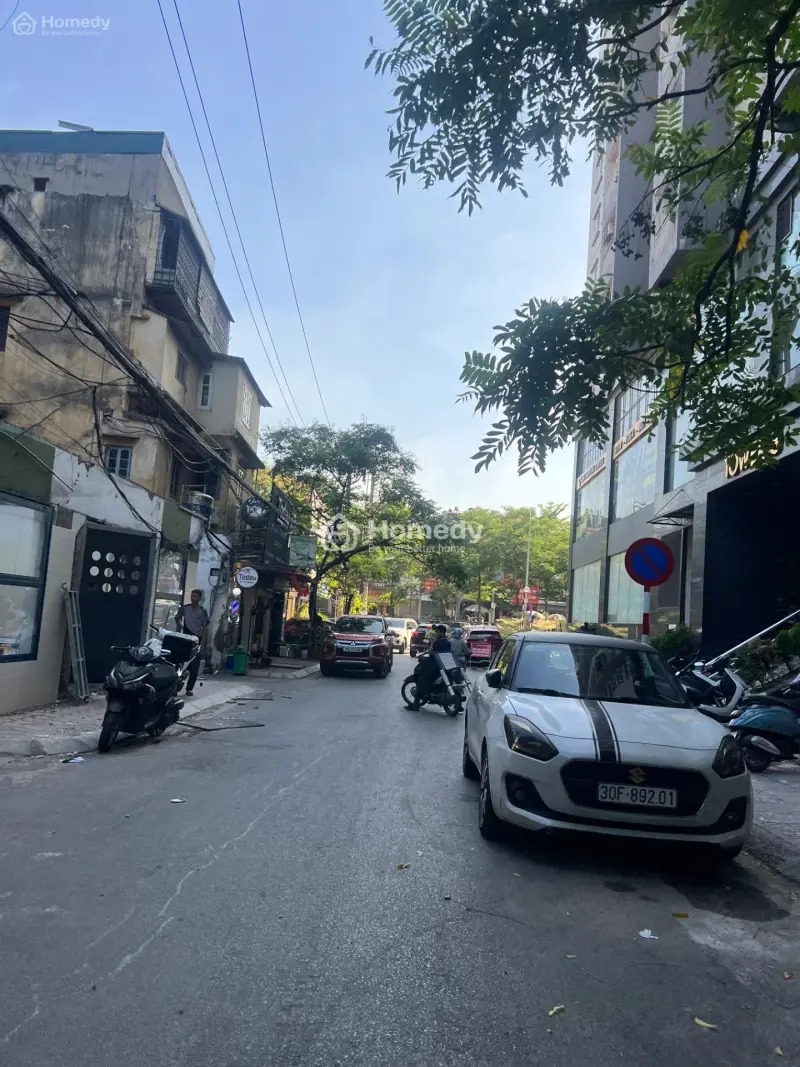Yên Lãng 5 Tầng Ngõ Thông Kinh Doanh Sầm Uất - Giá 16,2 Tỷ
