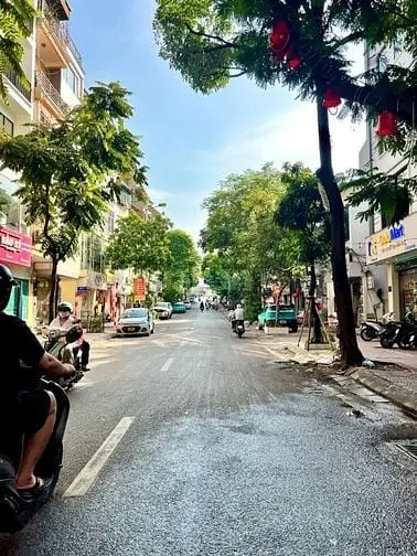 Hơn 6 Tỷ - Có Ngay Mảnh Đất - Lô Góc - Ô Tô Vào Đất - Vị Trí Vàng