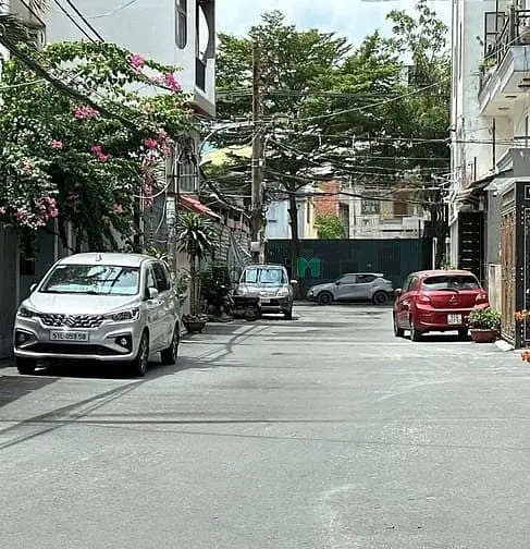 Chdv 6L Hẻm 416 Dương Quảng Hàm Dts 650M2 Ngang 5M 16Pn Tn 100Tr 27 Tỷ