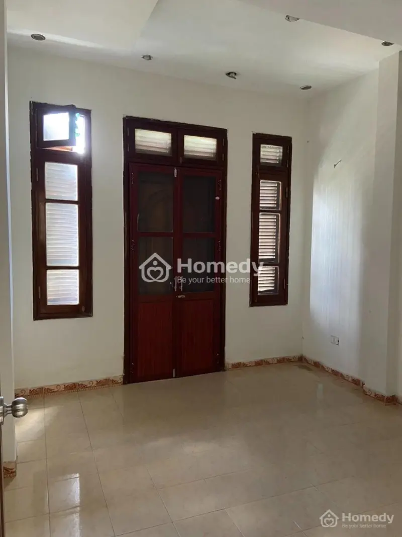 Cho Thuê Nhà Riêng Nguyễn Trãi, 50 M2 X 4 Tầng, Ngõ 2 Oto Tránh Nhau, Nhà Đẹp Giá Rẻ