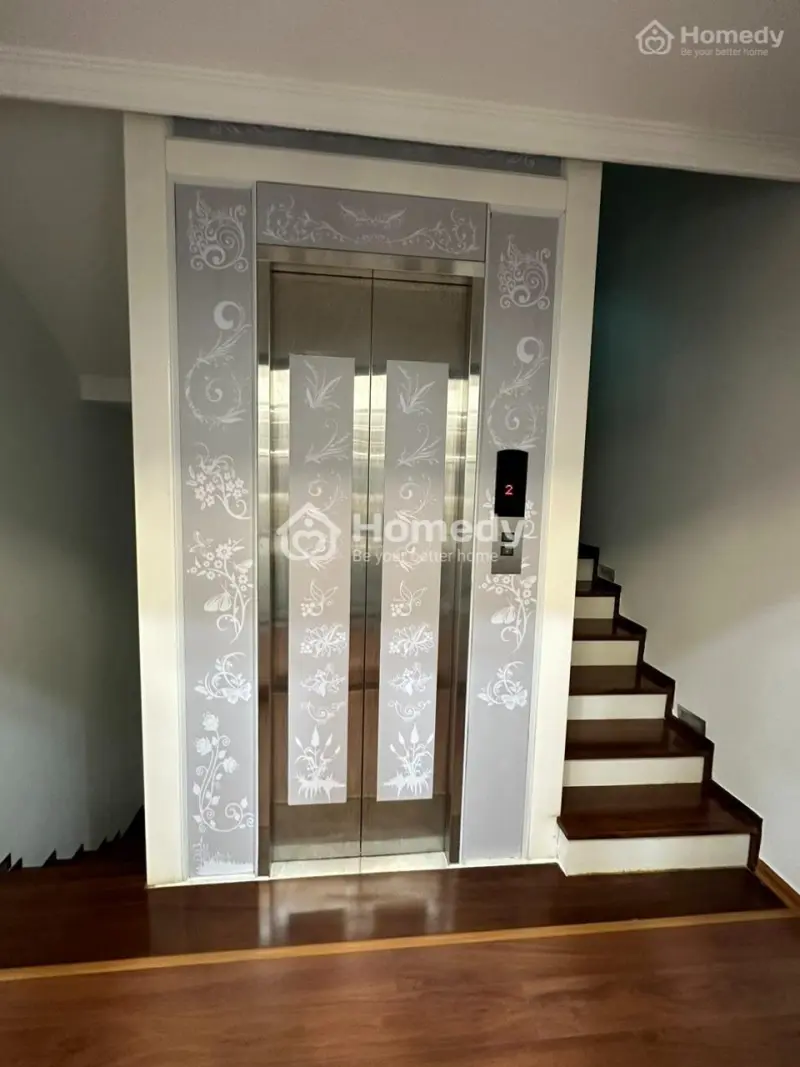 Bán Căn Liền Kề Gamuda Full Đồ Có Thang Máy 90M2 Giá 22. X Tỷ Lh 0977 699 ***