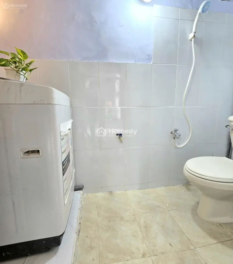 Cho Thuê Nguyên Căn Mặt Tiền Thụt Full Nt Phú Nhuận 👉 6,9Tr 📍43C Trần Hữu Trang P.11 Phú Nhuận