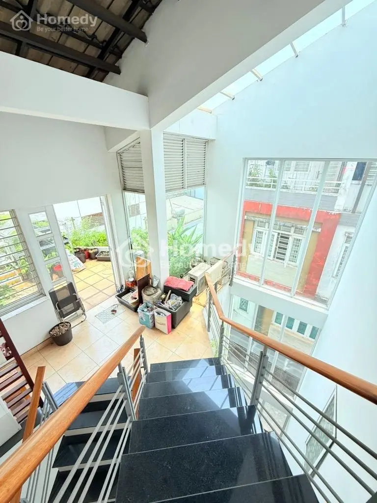 Sát Phan Đình Phùng Biệt Thự Góc Ngang 7.4M - 4 Tầng Chỉ Hơn 100Tr/M2