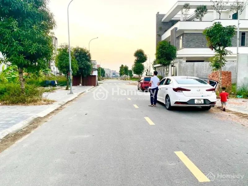 Cần Tiền Bán Gấp Lô Đất Làn 2 Tiêu Sơn, Sau Cổng Làng Tiêu, Tương Giang Từ Sơn Bắc Ninh Giá 3,750Tr